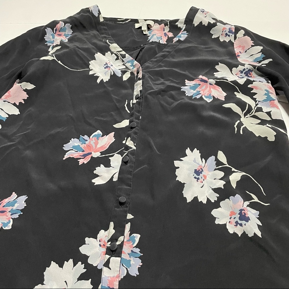 Joie Sheer Designer Floral Button Up V Neck Blouse Small RN# 105230 CA# 58350 - Picture 4 of 7